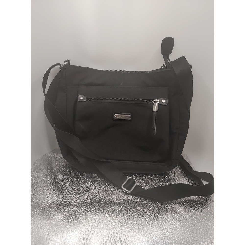 Baggallini Black Nylon‎ Crossbody Bag Adjustable Strap Zip Pockets